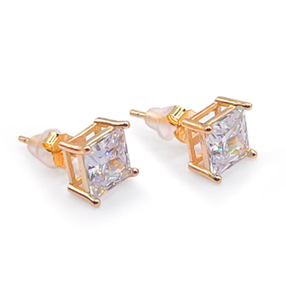 Sparkle in Style: 925 Sterling Silver Cubic Zirconia Stud Earrings