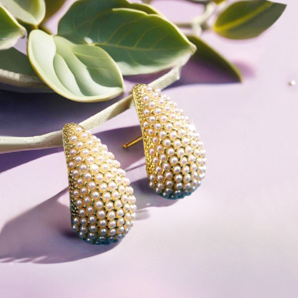 Elegant Leaf Shaped Textured Stud Earrings