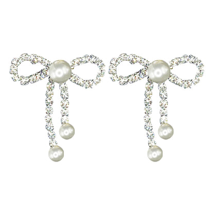 Bowtie-Shaped Earrings with Three Delicate Pearls