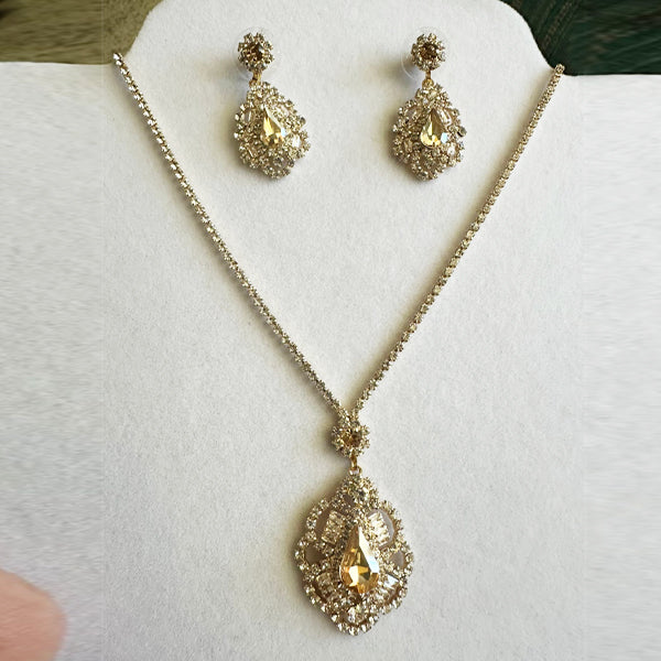 Sparking Gold gemstone Necklace set