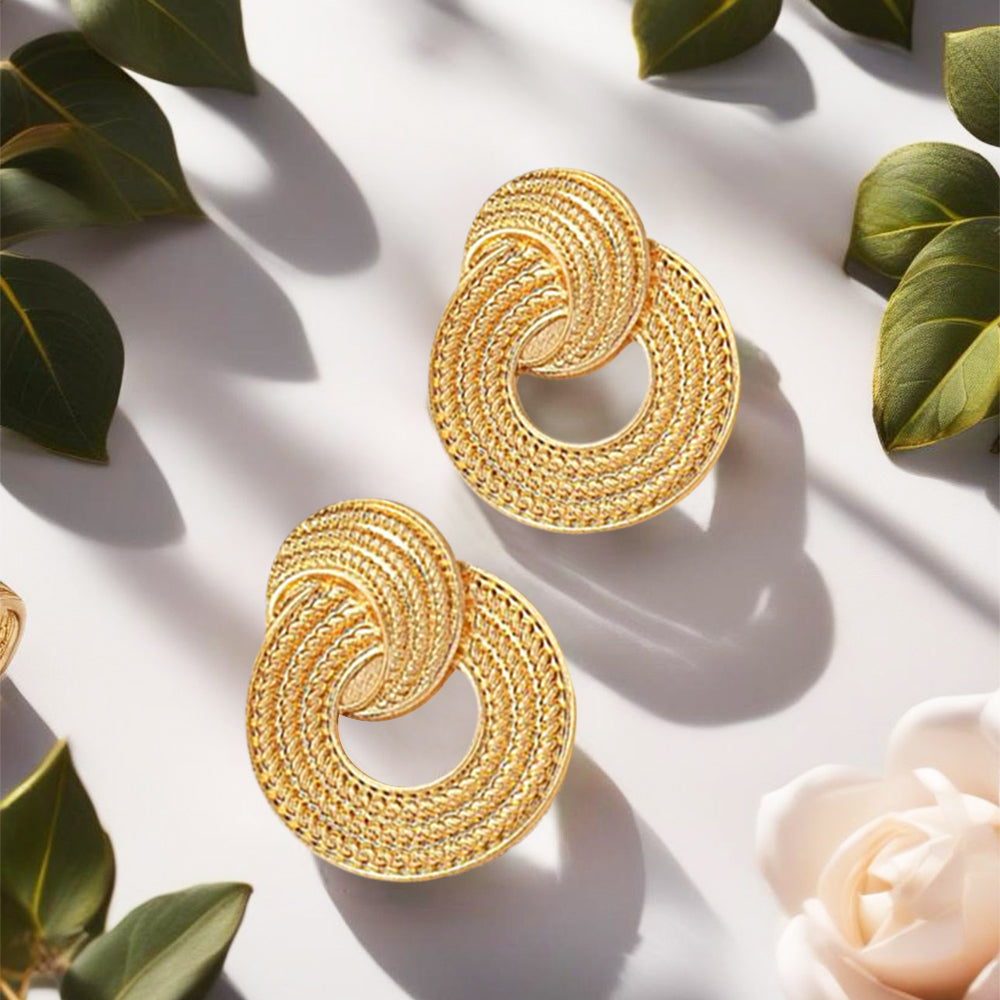 Delicate Twisted lines stripped Pattern High End Earrings