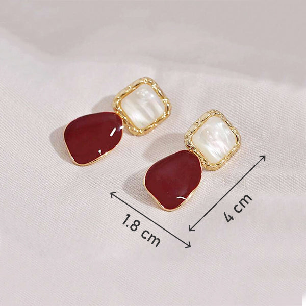 Fashionable Square Drop Earrning